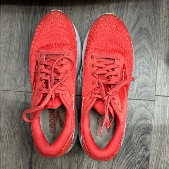 Brooks Adrenaline GTS 24 Running Shoes - Picture 1 of 7